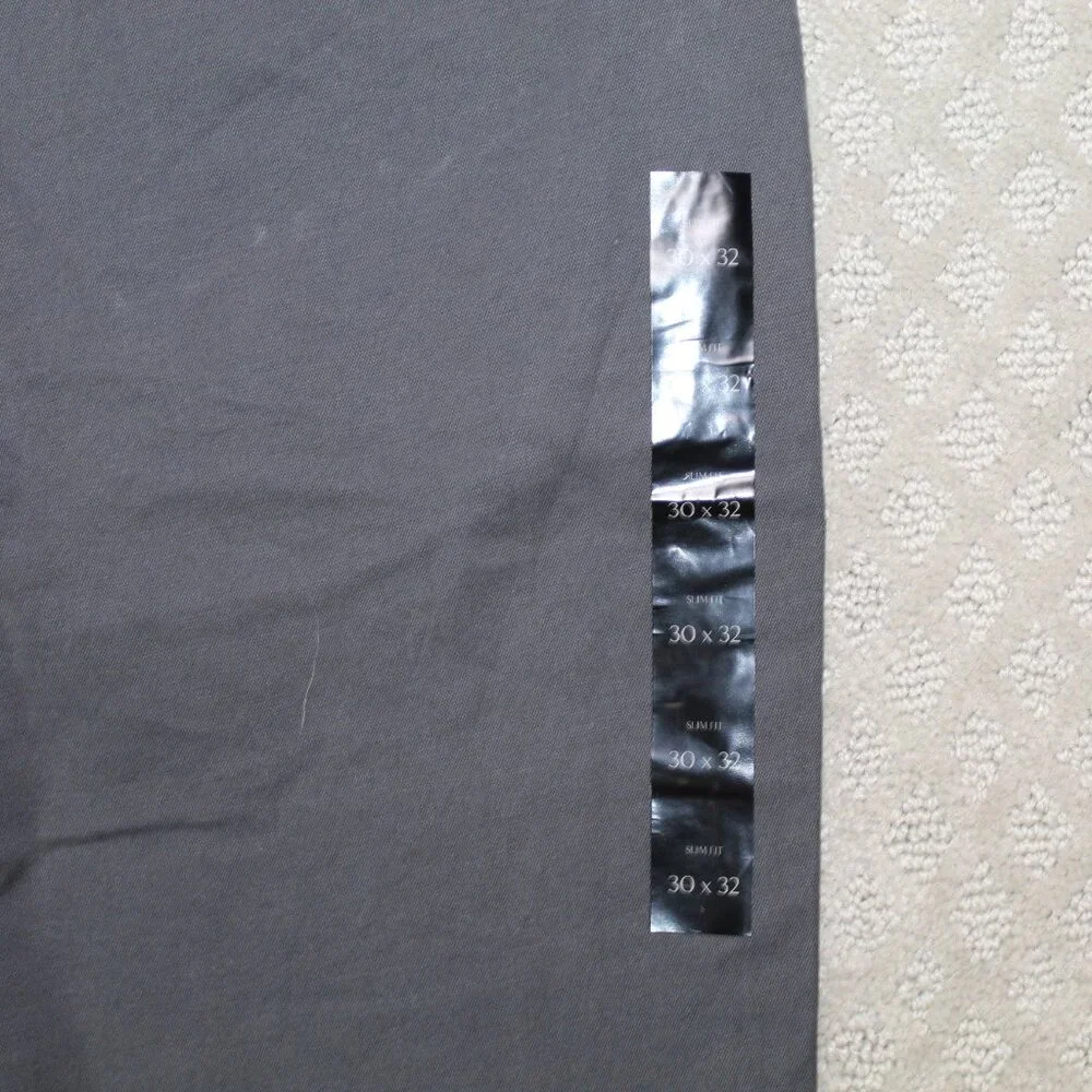 NWT Banana Republic 30x32 Dark Grey Lived-In Chino Slim Fit Pants